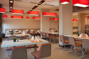 Ibis Citysouth 3*