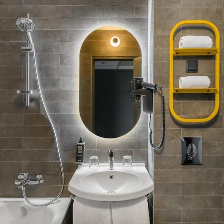 Ibis Citysouth Отель