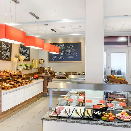 Hotel Ibis Citysouth 3*