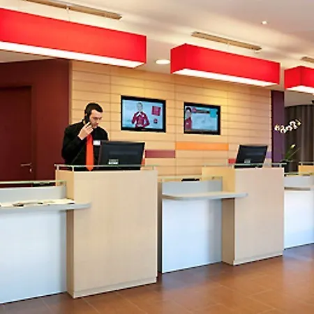 Ibis Budapest Citysouth 3*