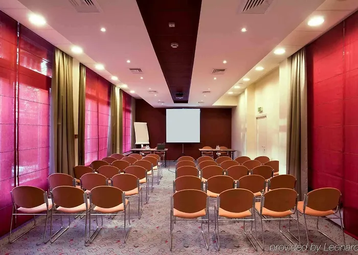 Ibis Citysouth מלון