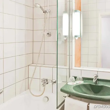 Ibis Citysouth 3*