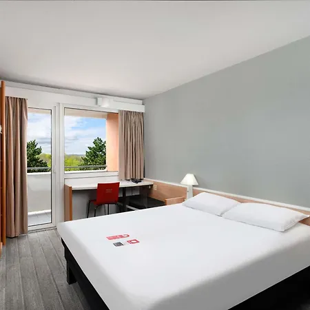 Ibis Citysouth 호텔
