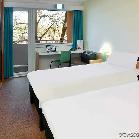 Ibis Citysouth Szálloda 3*
